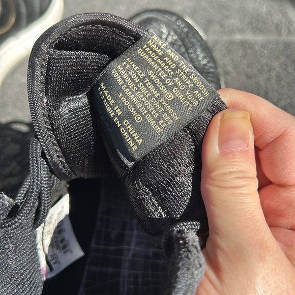 Nike Jordan 1’s - Picture 5 of 6